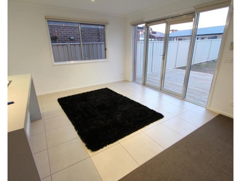 7A Bronze Drive, Kangaroo Flat VIC 3555