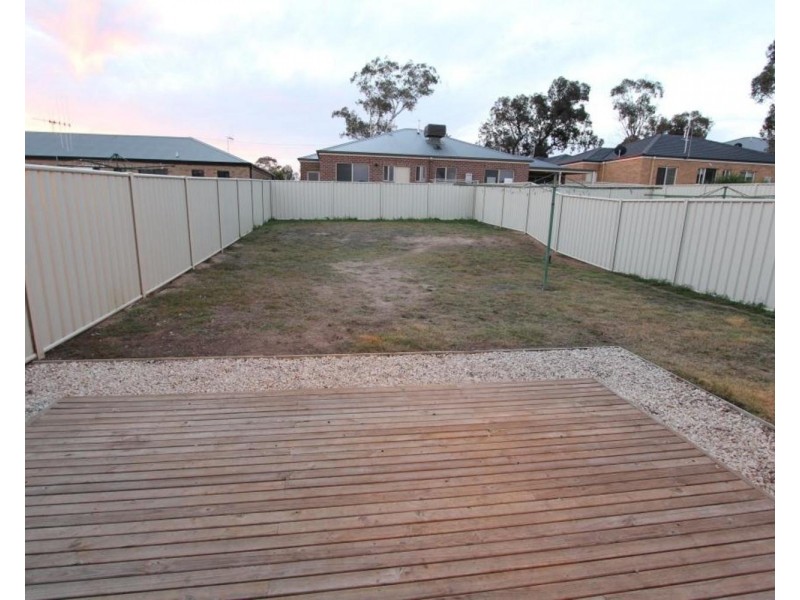 7A Bronze Drive, Kangaroo Flat VIC 3555
