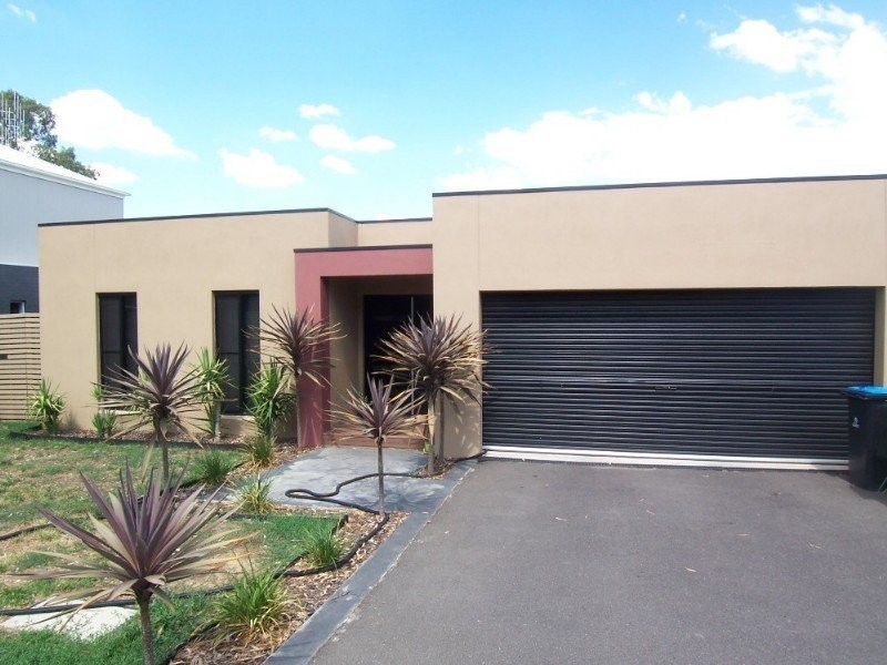9A Chantelle Court, Kangaroo Flat VIC 3555