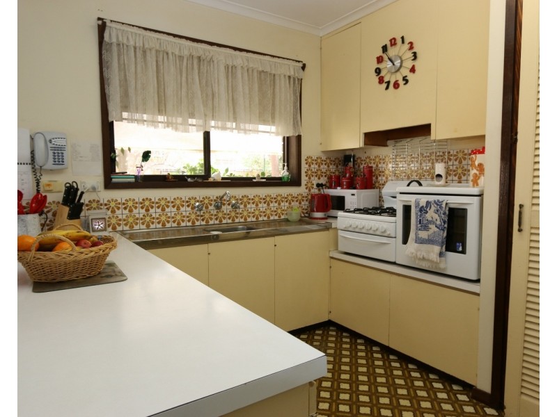 15 Hunter Avenue, California Gully VIC 3556