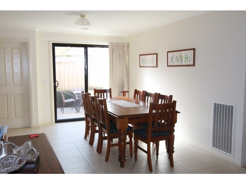 15 Clarke Street, Kennington VIC 3550