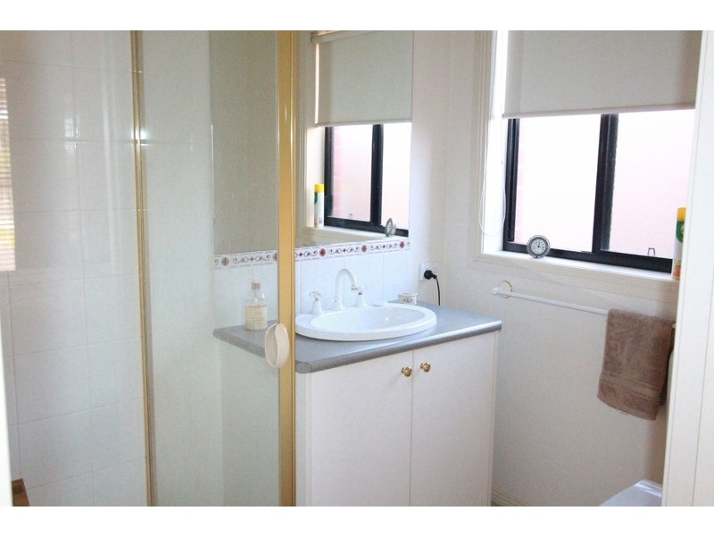 15 Clarke Street, Kennington VIC 3550