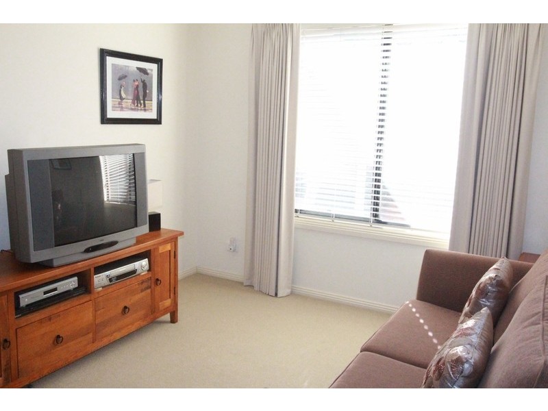 15 Clarke Street, Kennington VIC 3550