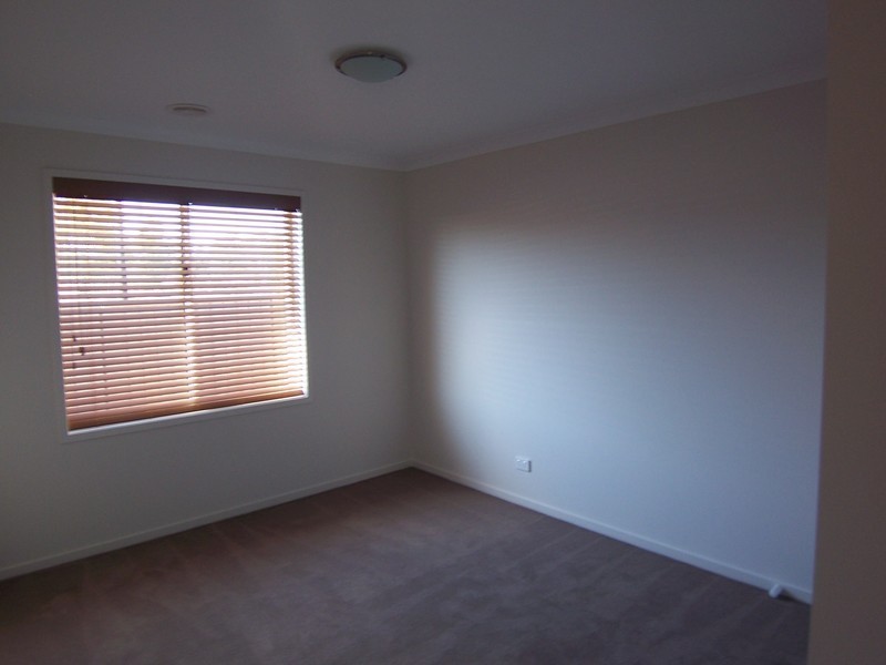 16 Pamela Avenue, Jackass Flat VIC 3556