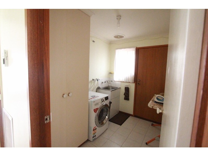 39 Powells Avenue, Strathdale VIC 3550