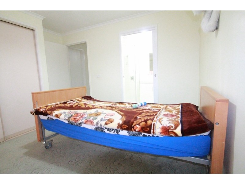 39 Powells Avenue, Strathdale VIC 3550