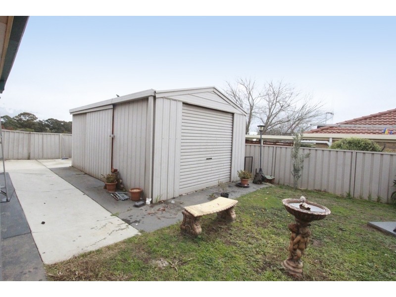 39 Powells Avenue, Strathdale VIC 3550