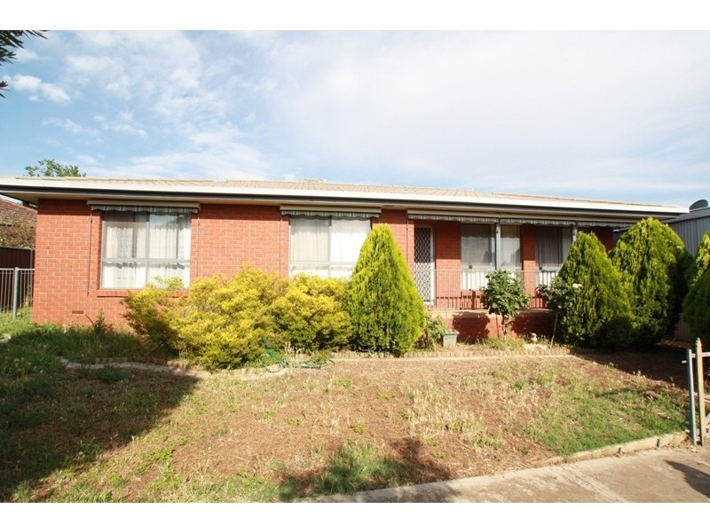 2/24 Retreat Road, Flora Hill VIC 3550