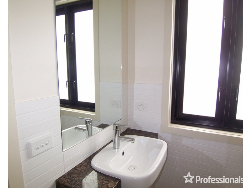 5/50 Race Street, Flora Hill VIC 3550