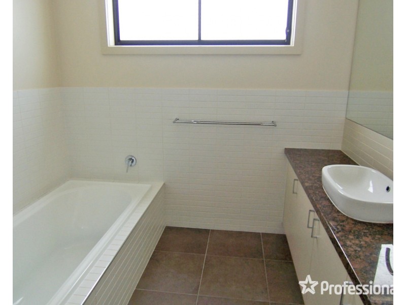 5/50 Race Street, Flora Hill VIC 3550