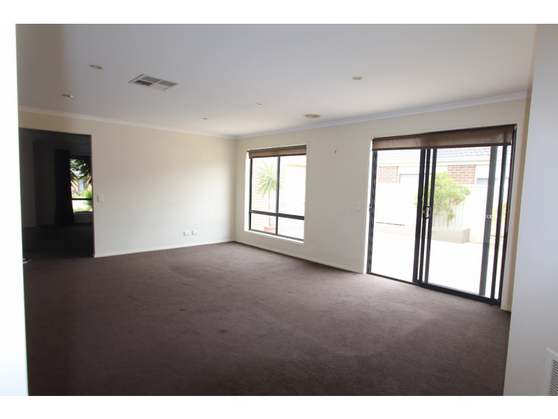 21 Verbena Terrace, Epsom VIC 3551