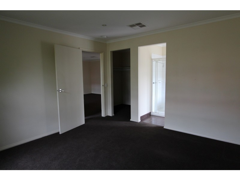 21 Verbena Terrace, Epsom VIC 3551