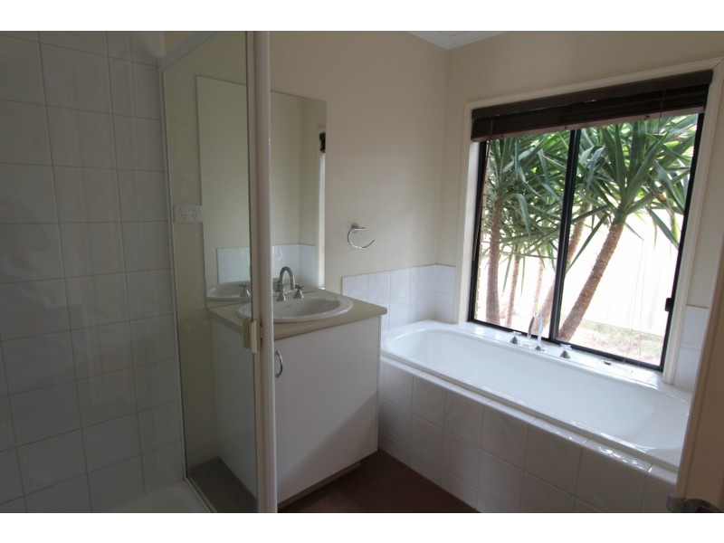 21 Verbena Terrace, Epsom VIC 3551