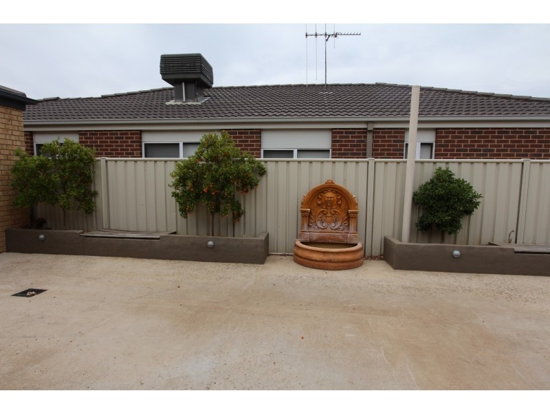 21 Verbena Terrace, Epsom VIC 3551