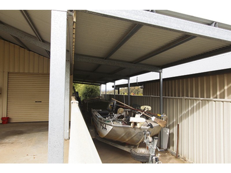 23 Gondolier Terrace, Golden Square VIC 3555