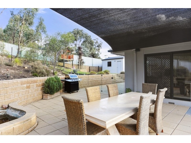 51 Broad Parade, Spring Gully VIC 3550