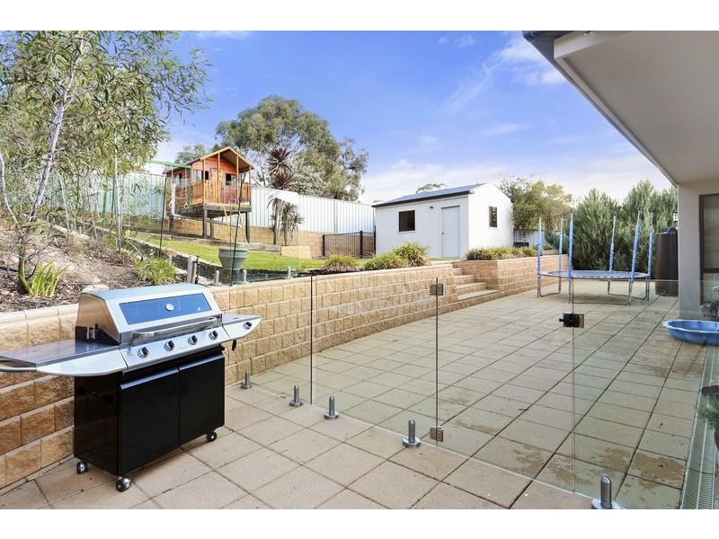 51 Broad Parade, Spring Gully VIC 3550