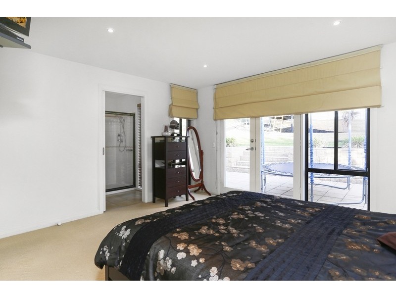 51 Broad Parade, Spring Gully VIC 3550