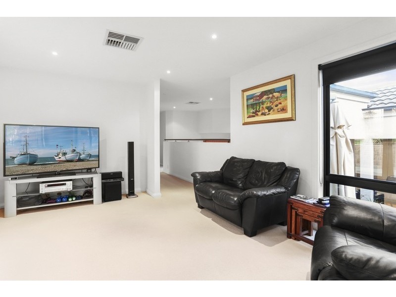 51 Broad Parade, Spring Gully VIC 3550