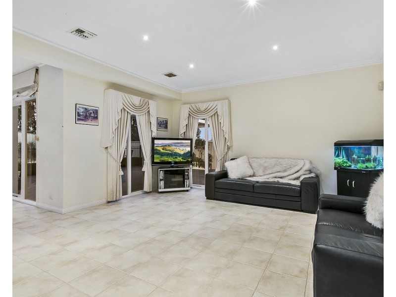 20 Weatherby Drive, Strathdale VIC 3550