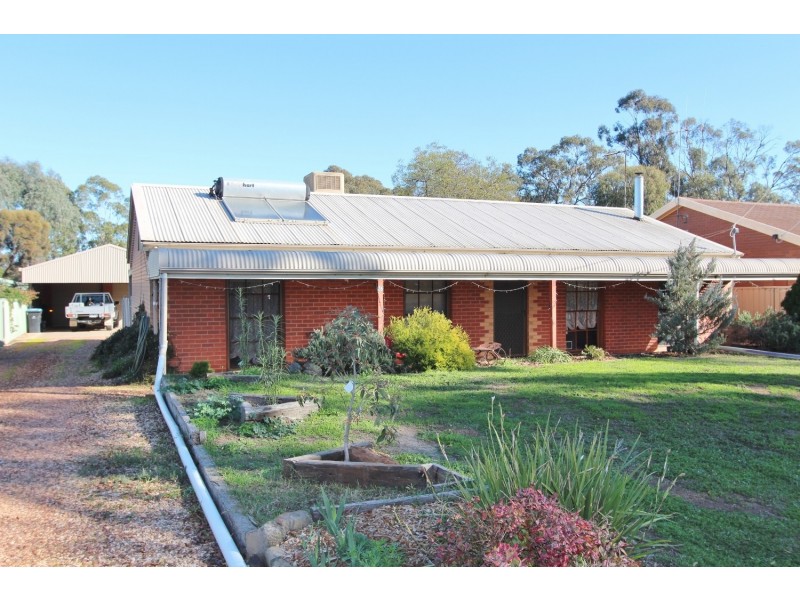 26 Tyler Street, Goornong VIC 3557