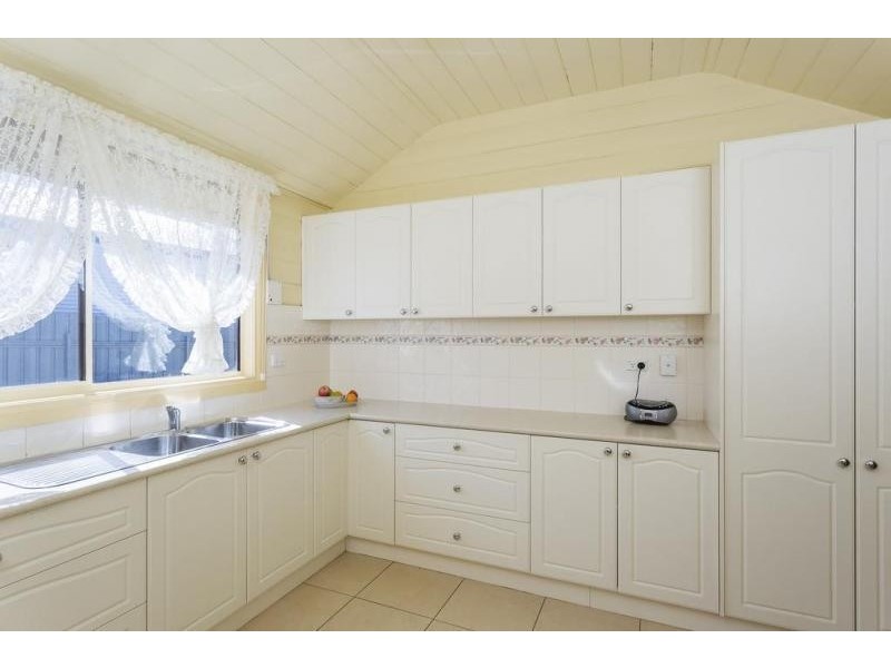 3 Bailey Street, California Gully VIC 3556