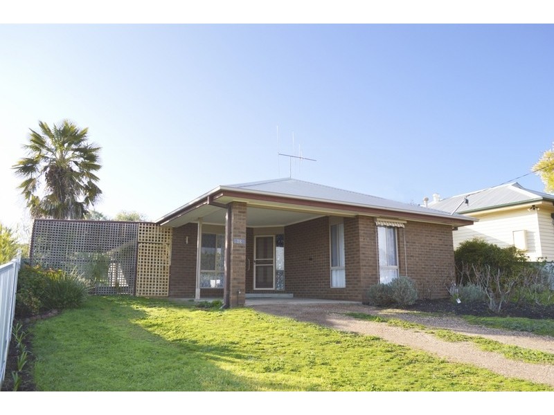 18 Lester Street, Eaglehawk VIC 3556