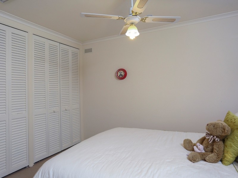 5 McKay Court, Strathdale VIC 3550