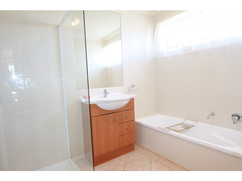 5 McKay Court, Strathdale VIC 3550