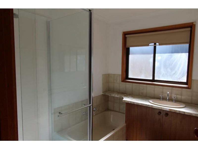 4/29 Glencoe Street, Kennington VIC 3550