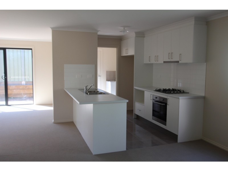 2/39a Orlando Street, Eaglehawk VIC 3556