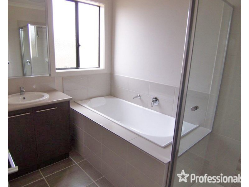 11 Trickett Court, Kangaroo Flat VIC 3555