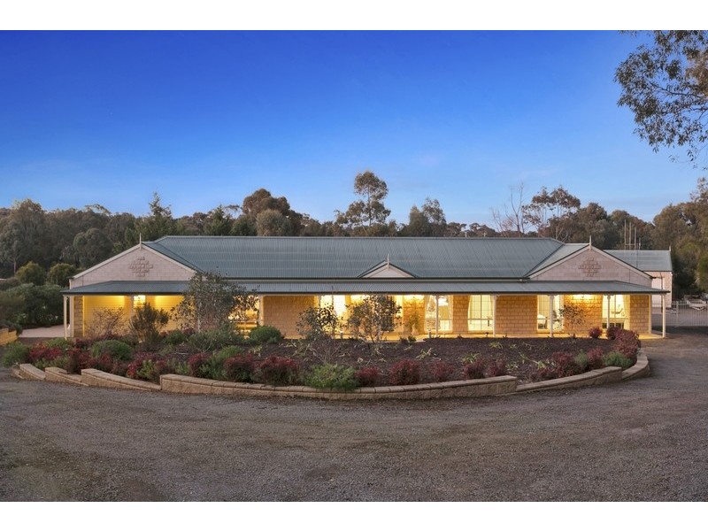 12 Timbertop Rise, Maiden Gully VIC 3551