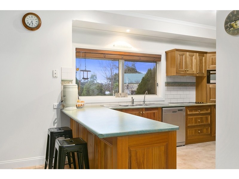 12 Timbertop Rise, Maiden Gully VIC 3551