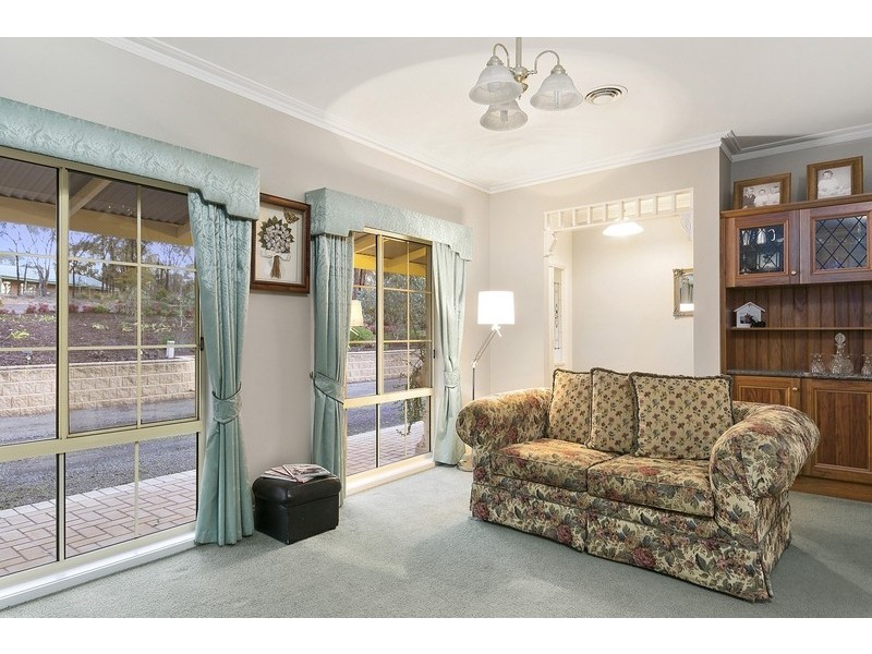 12 Timbertop Rise, Maiden Gully VIC 3551