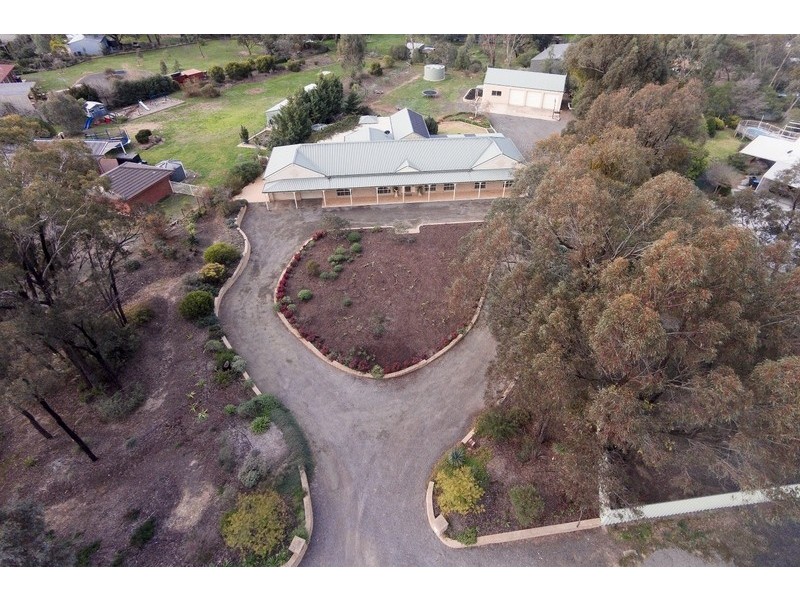 12 Timbertop Rise, Maiden Gully VIC 3551