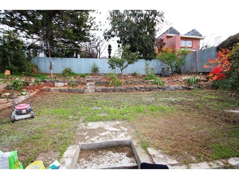 6 Echuca Street, Quarry Hill VIC 3550