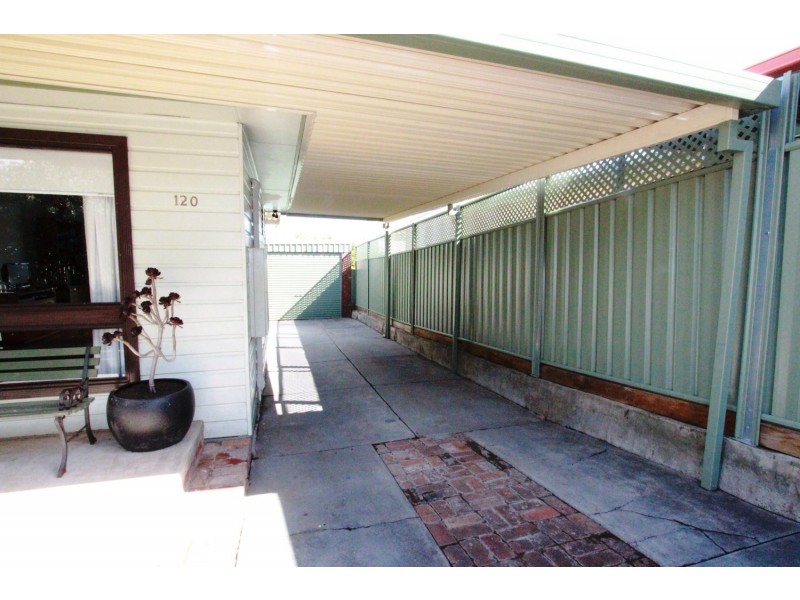 120 Olinda Street, Quarry Hill VIC 3550