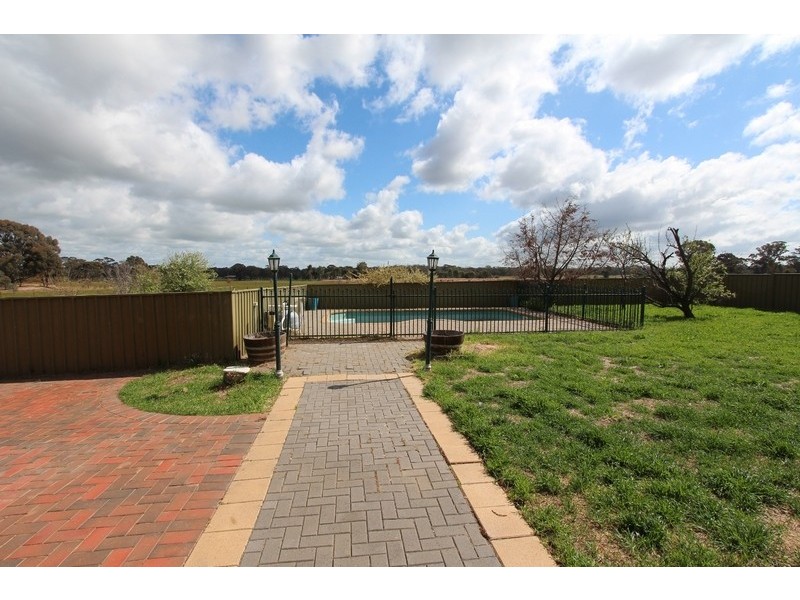 319 Camp Road, Woodvale VIC 3556