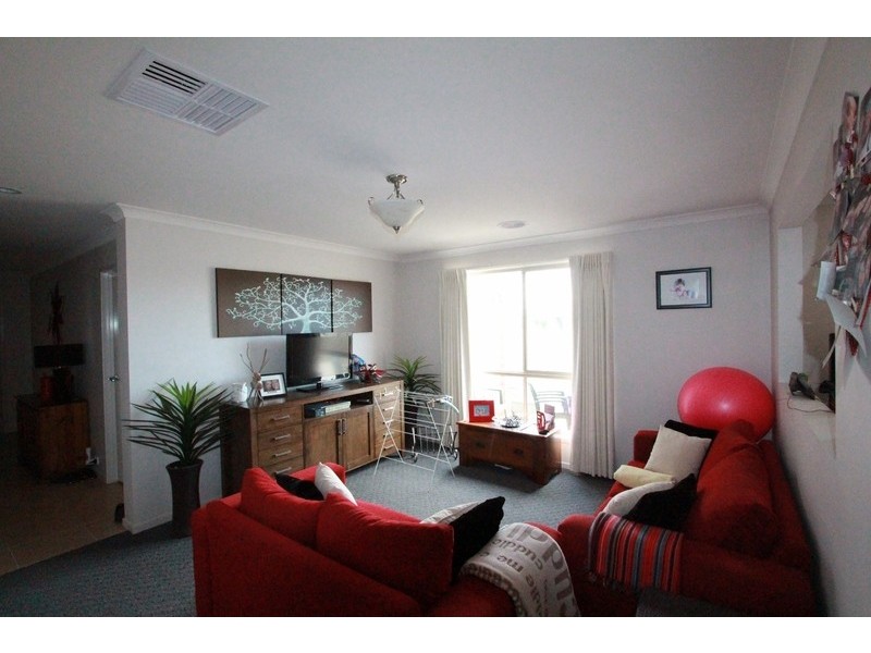 8 Howe Court, Epsom VIC 3551