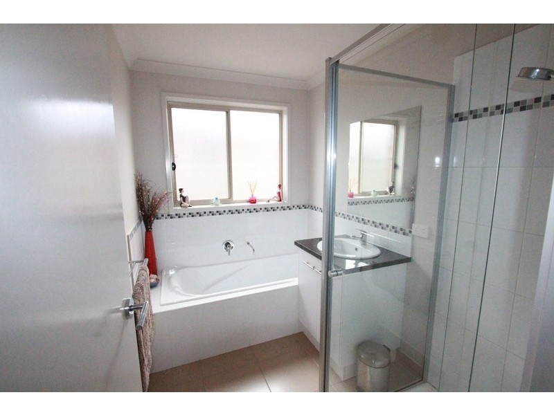 8 Howe Court, Epsom VIC 3551