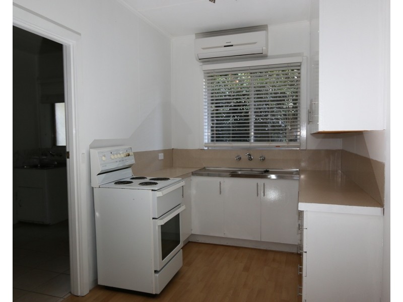 4/6 Minto Street, Quarry Hill VIC 3550