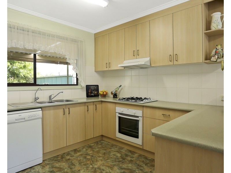 120 Olinda Street, Quarry Hill VIC 3550
