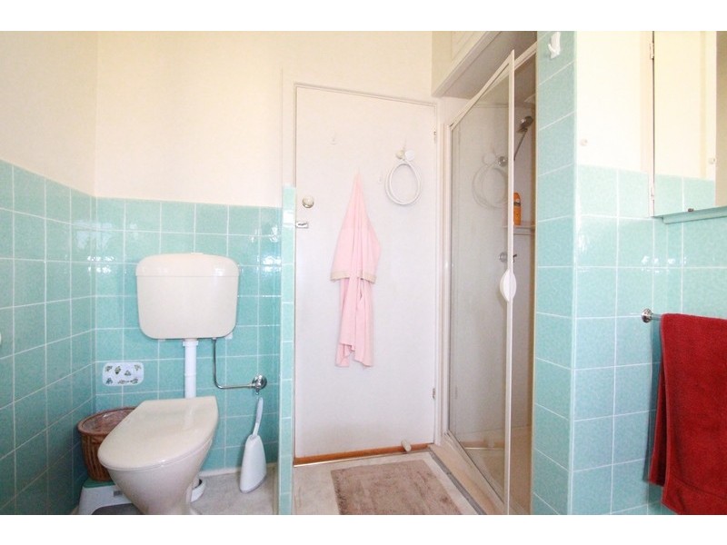 22 Nish Street, Flora Hill VIC 3550