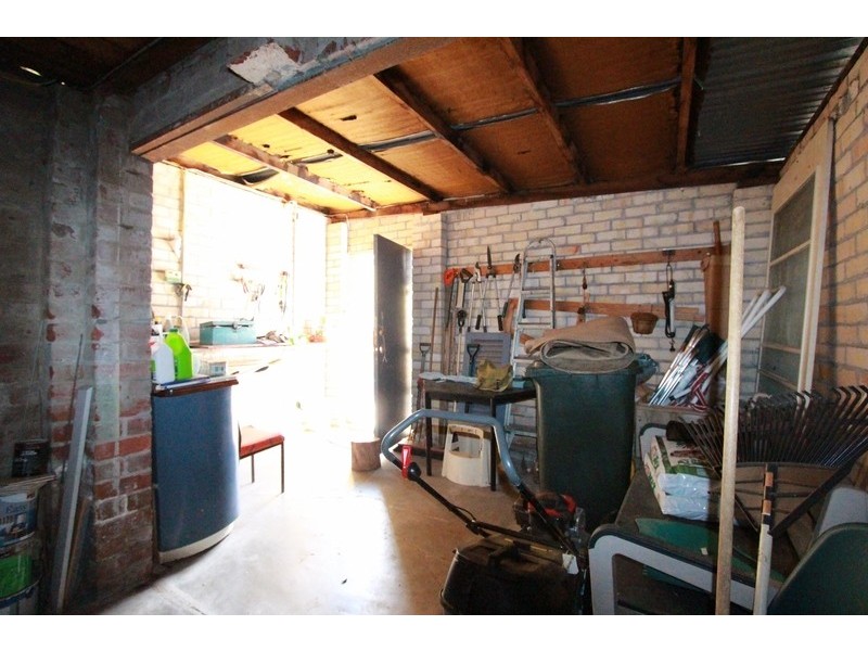 22 Nish Street, Flora Hill VIC 3550