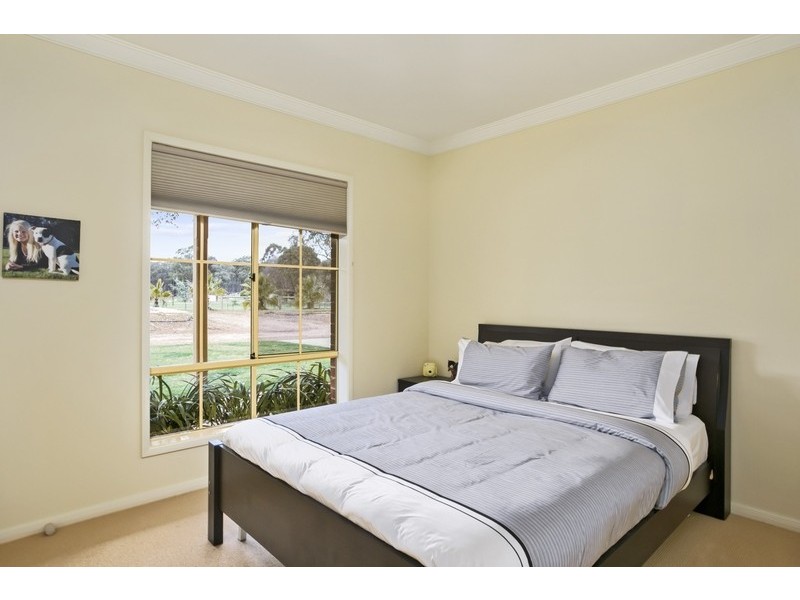 83 Mannix Lane, Mandurang South VIC 3551