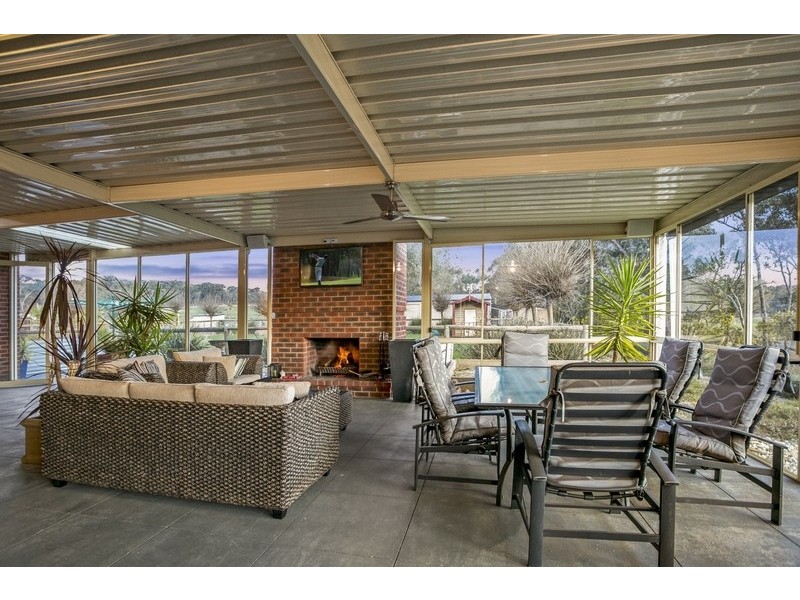 83 Mannix Lane, Mandurang South VIC 3551