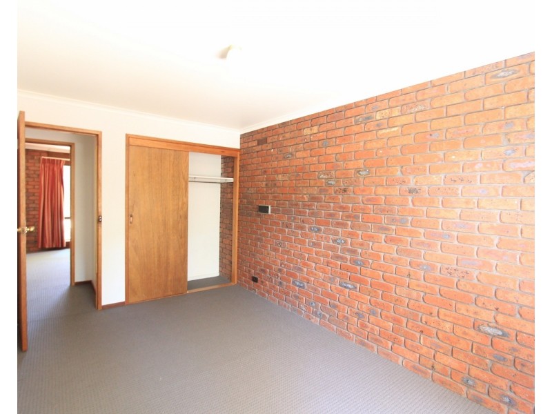 45 Putnam Avenue, Strathdale VIC 3550