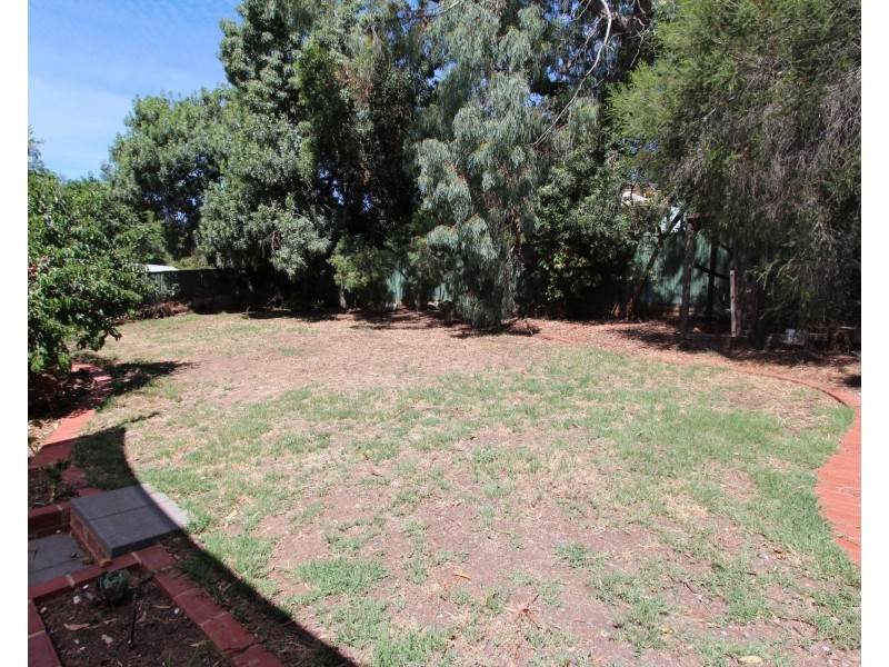 45 Putnam Avenue, Strathdale VIC 3550
