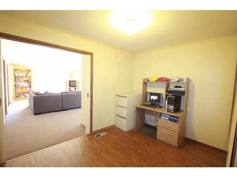 12 Hines Court, Kangaroo Flat VIC 3555